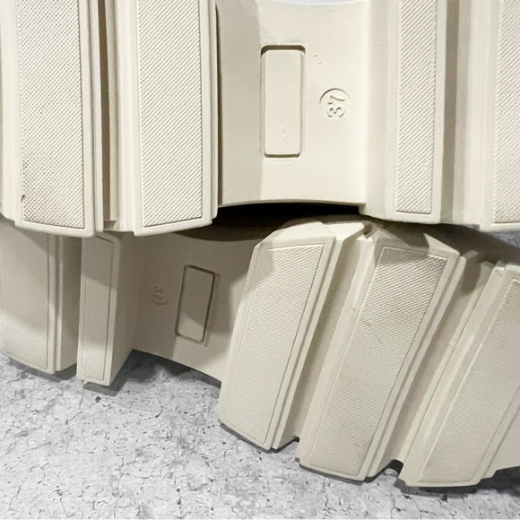 NEW Post Xchange Brown Suede Lug Zip Boots Size EU 37 US 6.5 - Picture 5 of 8